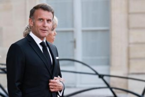 Social, Francia vieta accesso agli under 15: è la prima in Europa Social, Francia vieta accesso agli under 15: è la prima in Europa