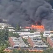 Norvegia, incendio fuori controllo: oltre 100 case distrutte Norvegia, incendio fuori controllo: oltre 100 case distrutte