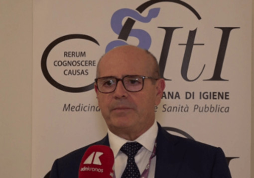 Vaccini, Castiglia (UniSs): "Per meningococco coperture basse, serve recuperare" Vaccini, Castiglia (UniSs): "Per meningococco coperture basse, serve recuperare"