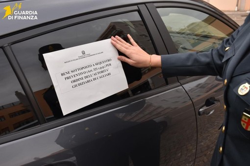 Fatture false per 1,6 mln di euro a Cagliari, sequestrati beni per 800mila euro