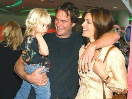 Cindy Crawford rompe il silenzio dopo la morte del figlio Presley: "Siamo devastati dal dolore" Cindy Crawford rompe il silenzio dopo la morte del figlio Presley: "Siamo devastati dal dolore"