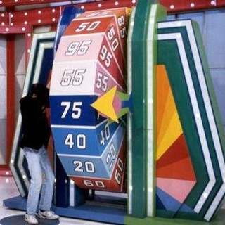 'Ok, il prezzo è giusto' su Rai1 dopo Sanremo, Insinna in pole per conduzione