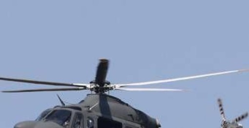 Il pilota dei soccorsi sull'Himalaya e gli operai, chi era a bordo dell'elicottero caduto