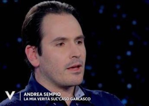 Omicidio Garlasco, Sempio a Verissimo: "Sono un colpevole desiderato" Omicidio Garlasco, Sempio a Verissimo: "Sono un colpevole desiderato"