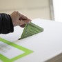 Referendum, alle 12 l’affluenza sfiora il 15%