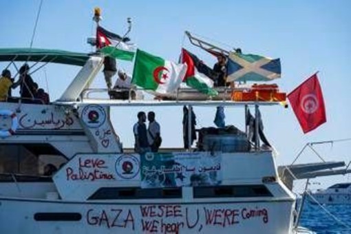 La Global Sumud Flotilla naviga verso Gaza, dalla Bbc a Wafa: la vicenda sulla stampa estera