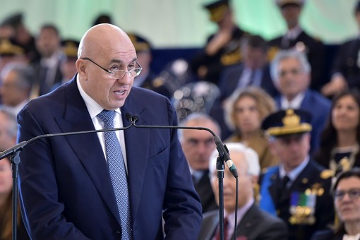 Giorno della Memoria, Crosetto “Difesa commemora vittime e onora la loro storia” Giorno della Memoria, Crosetto “Difesa commemora vittime e onora la loro storia”