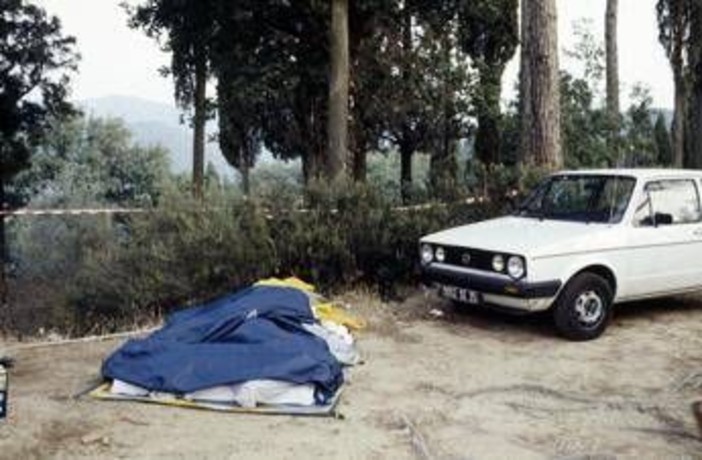 Mostro di Firenze, ex magistrata: "Fu femminicida seriale, odiava le donne" Mostro di Firenze, ex magistrata: "Fu femminicida seriale, odiava le donne"