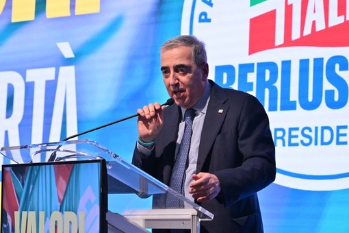 FI, Gasparri si dimette da capogruppo al Senato “Mia decisione autonoma” FI, Gasparri si dimette da capogruppo al Senato “Mia decisione autonoma”