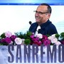 Sanremo 2026, Conti esulta per gli ascolti e lascia conferenza in anticipo: "Devo preparare sorprese per stasera"