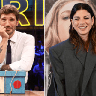 Stefano De Martino 'canta' Emma ad Affari Tuoi: la reazione della cantante