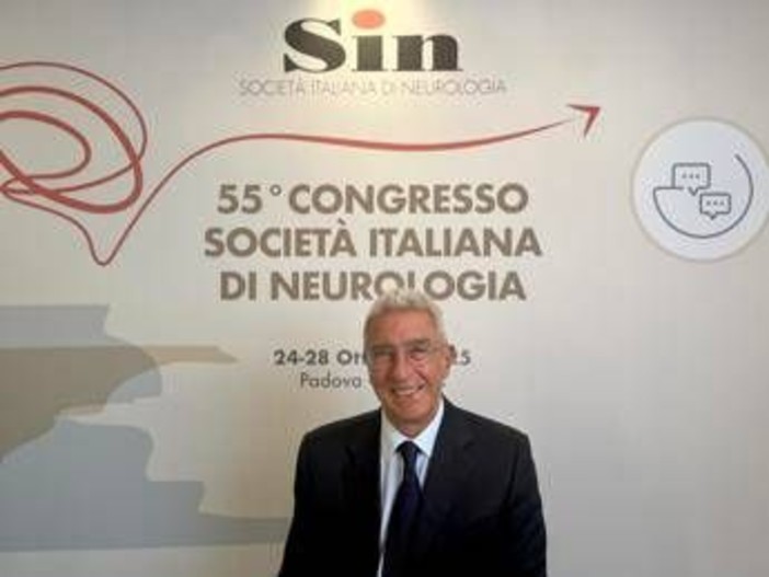 Neurologi: "Bene Ddl caregiver ma servono formazione e sostegno psicologico" Neurologi: "Bene Ddl caregiver ma servono formazione e sostegno psicologico"